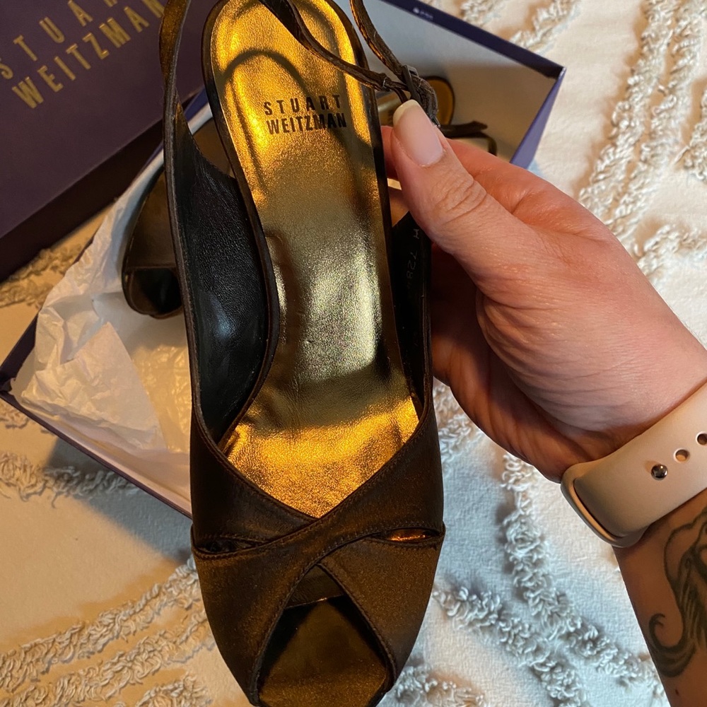 Stuart Weitzman sling back heels - Picture 2 of 7
